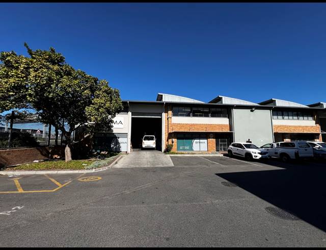 562M² WAREHOUSE TO LET IN AIRPORT INDUSTRIA